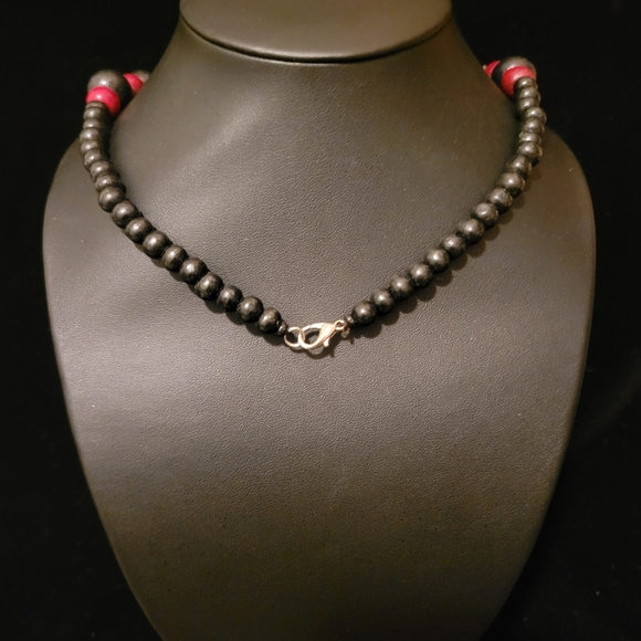 Estate Bohemian Faux Stone Pendent Beaded Necklace - Picture 7 of 7